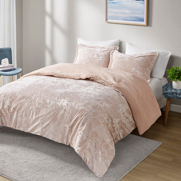 JLA Home Intelligent Design - Crushed Velvet Sherpa Reversible Comforter Set with Hypoallergenic Fill, OEKO‑TEX, Machine Washable Blush ID10-2267
