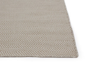 Sunpan Cusco Hand-Woven Rug - Stylish Zigzag Design, Sustainable PET Yarn, Perfect for Indoor & Outdoor Spaces Oyster / Grey
