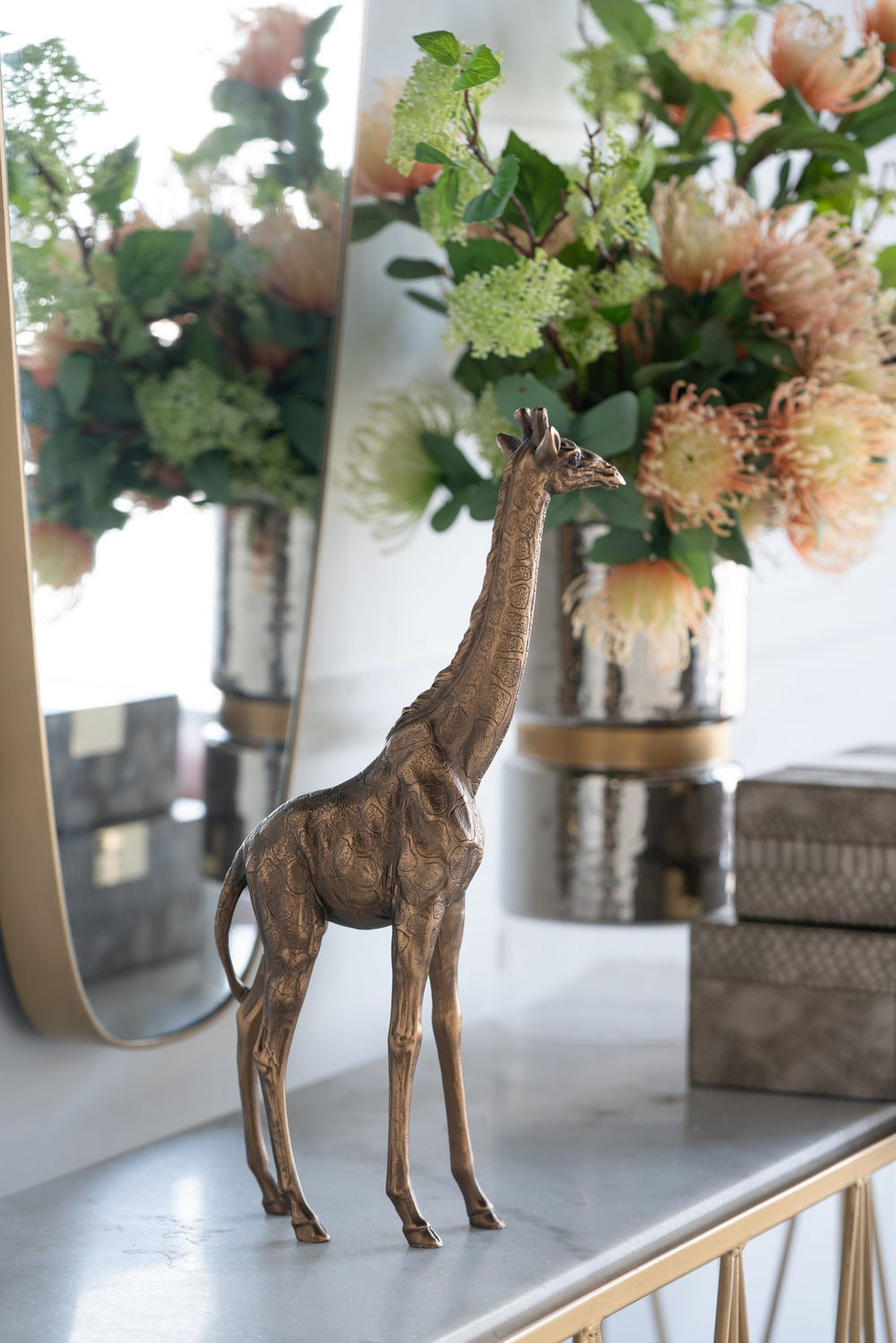 English Elm 8.3x2.8x15.9" Giraffe Statuette — Modern Copper Finish Animal Sculpture for Console, Shelf Accent Decor W2078P360883