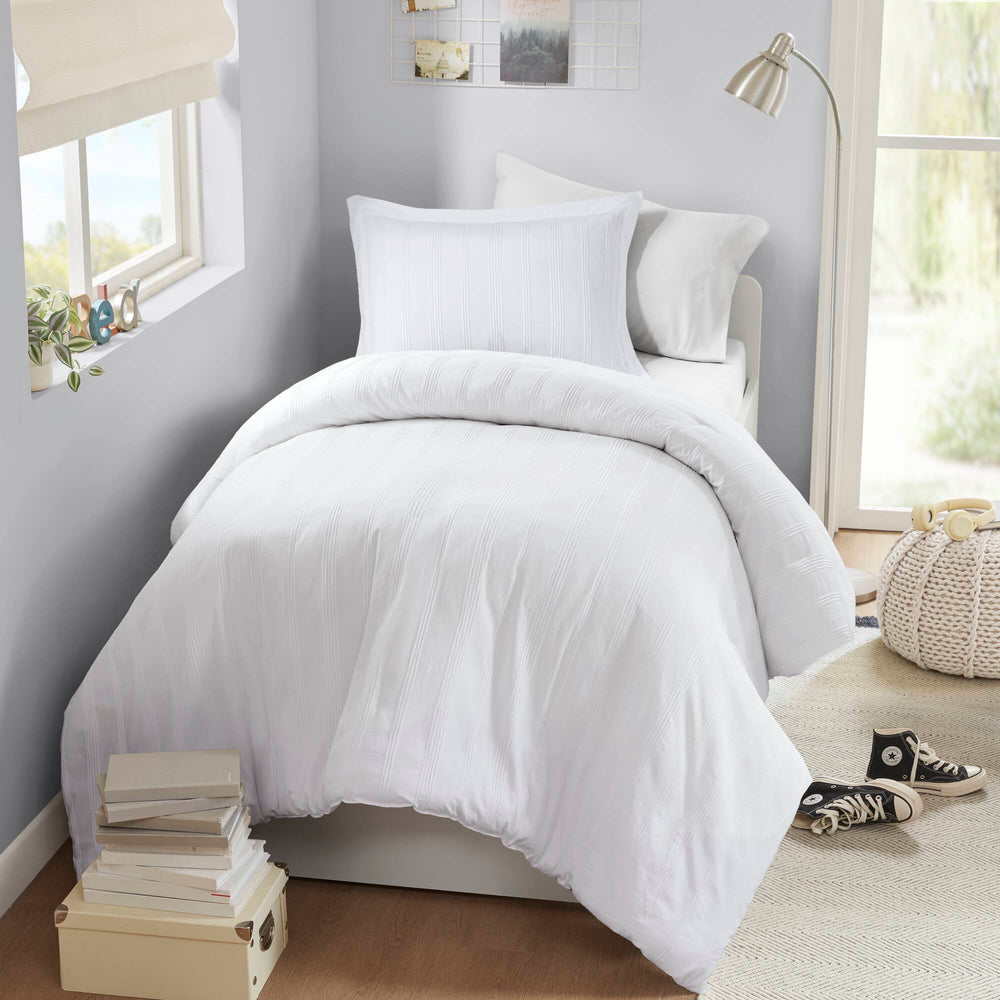 JLA Home Super Listing - Woven Logan Duvet Set with Subtle Striped Texture, Brushed Microfiber Reverse, Durable & Easy Care White AM12-0588