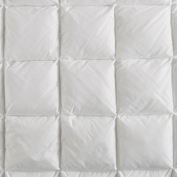 JLA Home Madison Park - Overfilled Plush Pillow Protector with 3D Puff Stitching, Zipper Closure, OEKO-TEX Soft Loft 36 L x 20 W x 0.13H MP21-8301