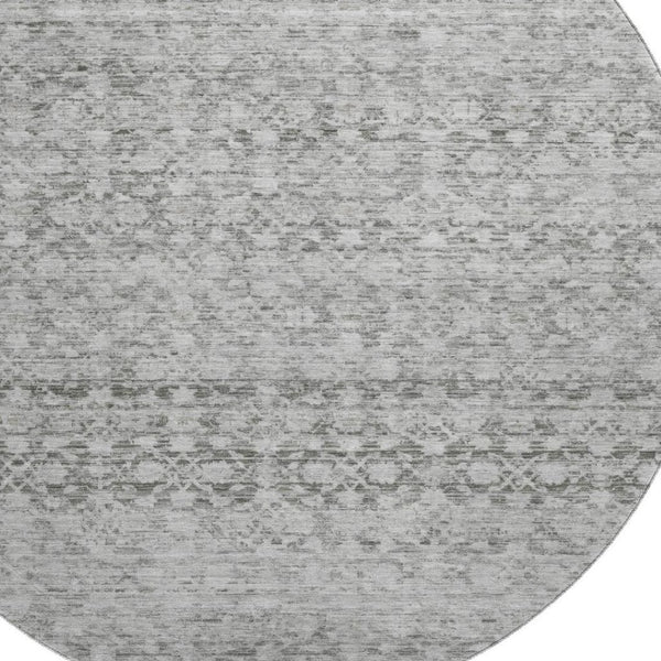 HomeRoots 8' Gray and Silver Striped Washable Round Rug - Durable, Stain Resistant, UV Protected for Any Space 700002