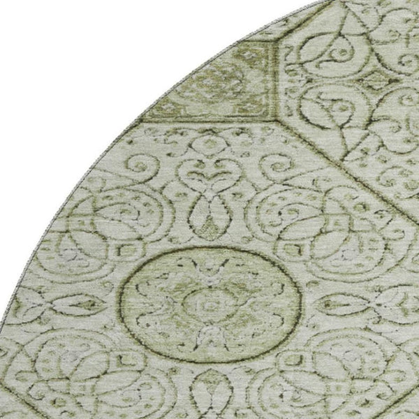 HomeRoots 8' Artichoke Green & Ivory Geometric Washable Round Rug - Durable, UV-Protected & Easy-Clean Design 700014