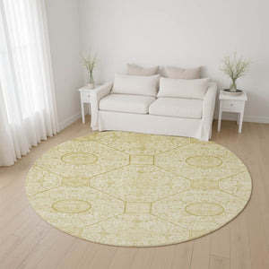 HomeRoots 8' Wheat And Gold Geometric Round Rug – Washable, UV Protected, Durable & Ideal for Any Space! 700044