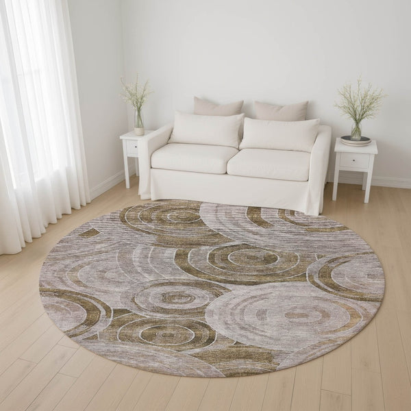 HomeRoots 8' Brown and Gray Geometric Round Rug – Washable, UV-Protected, Modern Design for High-Traffic Areas 700068