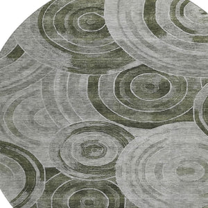 HomeRoots 8' Stylish Taupe and Beige Geometric Washable Round Rug – UV Protected, Stain Resistant, Durable Design 700098