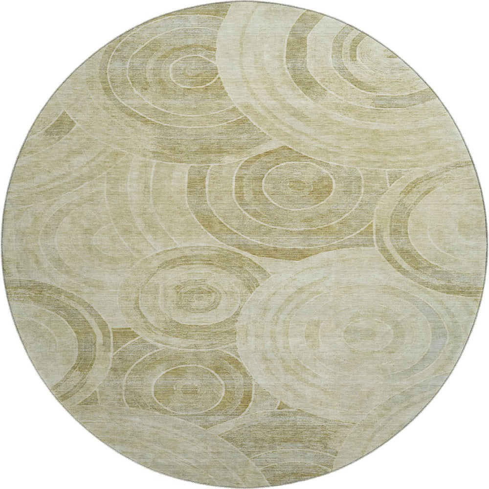 HomeRoots 8' Wheat and Beige Geometric Round Rug - Washable, UV Protected, Stylish & Durable for Busy Homes 700104