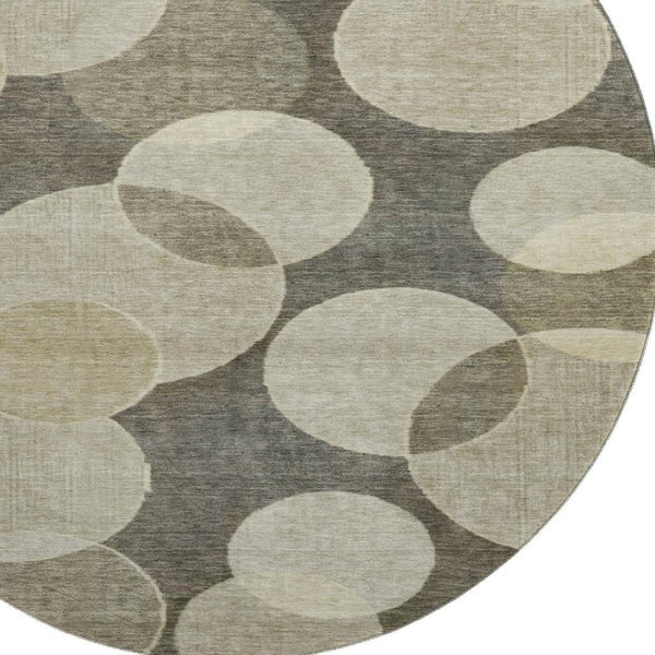 HomeRoots 8' Taupe and Beige Geometric Round Rug - Washable, UV Protected, Stylish for Modern Homes & Patios 700184