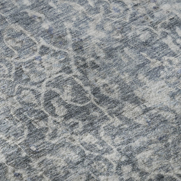 HomeRoots 8' Denim Blue & Ivory Oriental Washable Round Rug - UV Protected, Durable Design for Every Room! 700196