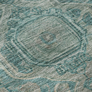 HomeRoots 8' Teal and Gray Oriental Washable Round Rug - Stain Resistant, UV Protected, Non-Slip Backing 700556