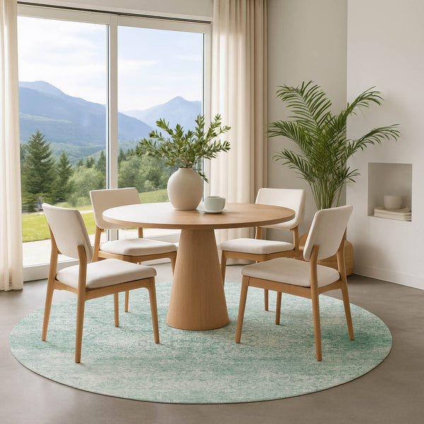 HomeRoots 8' Turquoise and Ivory Washable Round Rug - Durable, UV-Protected, Stain-Resistant for All Spaces 700622