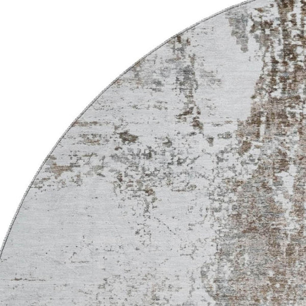 HomeRoots 8' Brown And Ivory Abstract Round Rug - Washable, Stain-Resistant, UV Protected for Active Homes 700676