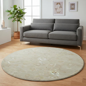 HomeRoots 8' Beige and Ivory Damask Washable Round Rug - Durable, UV Resistant, Ideal for Family Spaces! 700802