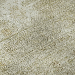 HomeRoots 8' Beige and Ivory Damask Washable Round Rug - Durable, UV Resistant, Ideal for Family Spaces! 700802
