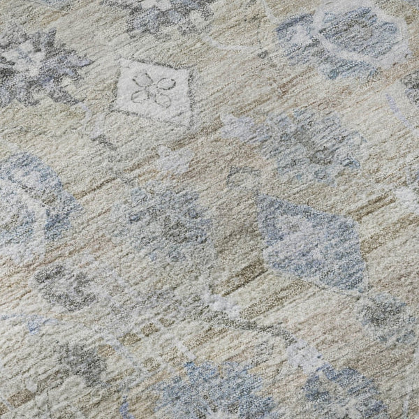 HomeRoots 8' Beige and Blue Oriental Washable Round Rug - Durable, Elegant, UV-Protected for High-Traffic Homes 700880