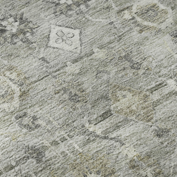 HomeRoots 8' Elegant Pewter and Ivory Oriental Round Rug - Washable, UV Protected, Stain Resistant Design 700898