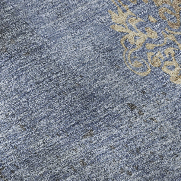 HomeRoots 8' Floral Denim Blue & Beige Washable Round Rug - Durable, Stain-Resistant with UV Protection! 701416