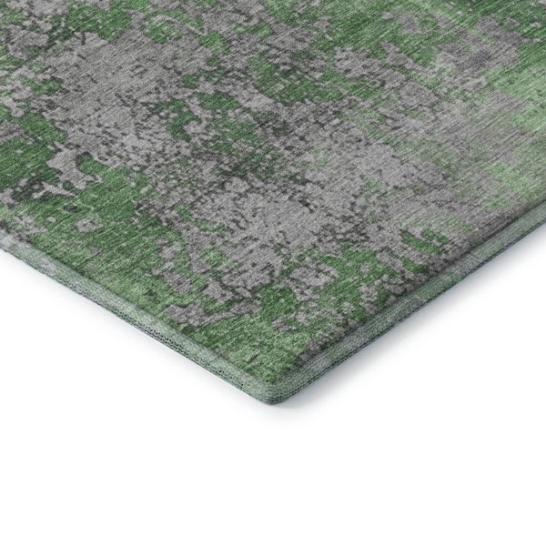 HomeRoots 8' Green and Gray Abstract Round Rug - Washable, UV Protected, Durable & Stylish for Modern Spaces 701458