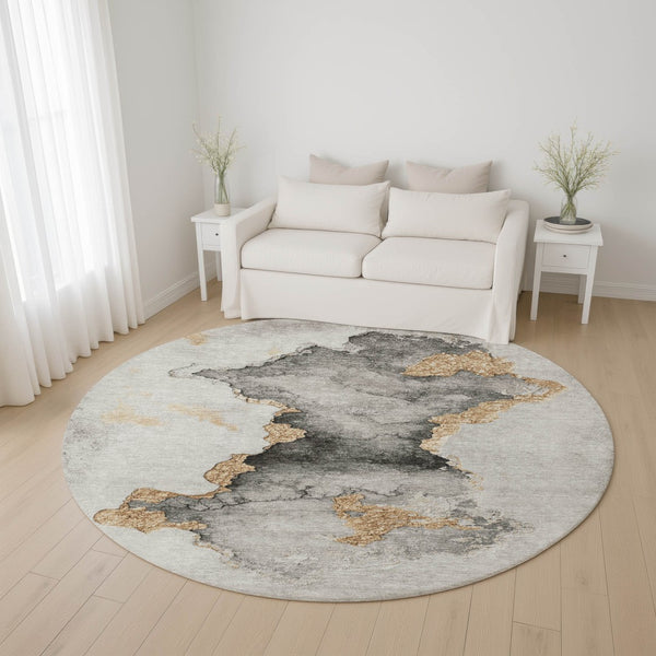 HomeRoots 8' Gray Gold and Silver Abstract Washable Round Rug - UV Protected, Stain Resistant, Easy Care! 701560