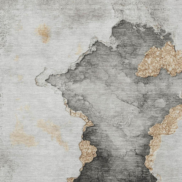 HomeRoots 8' X 10' Stylish Gray Gold Silver Abstract Washable Area Rug with UV Protection & Stain Resistance 701561