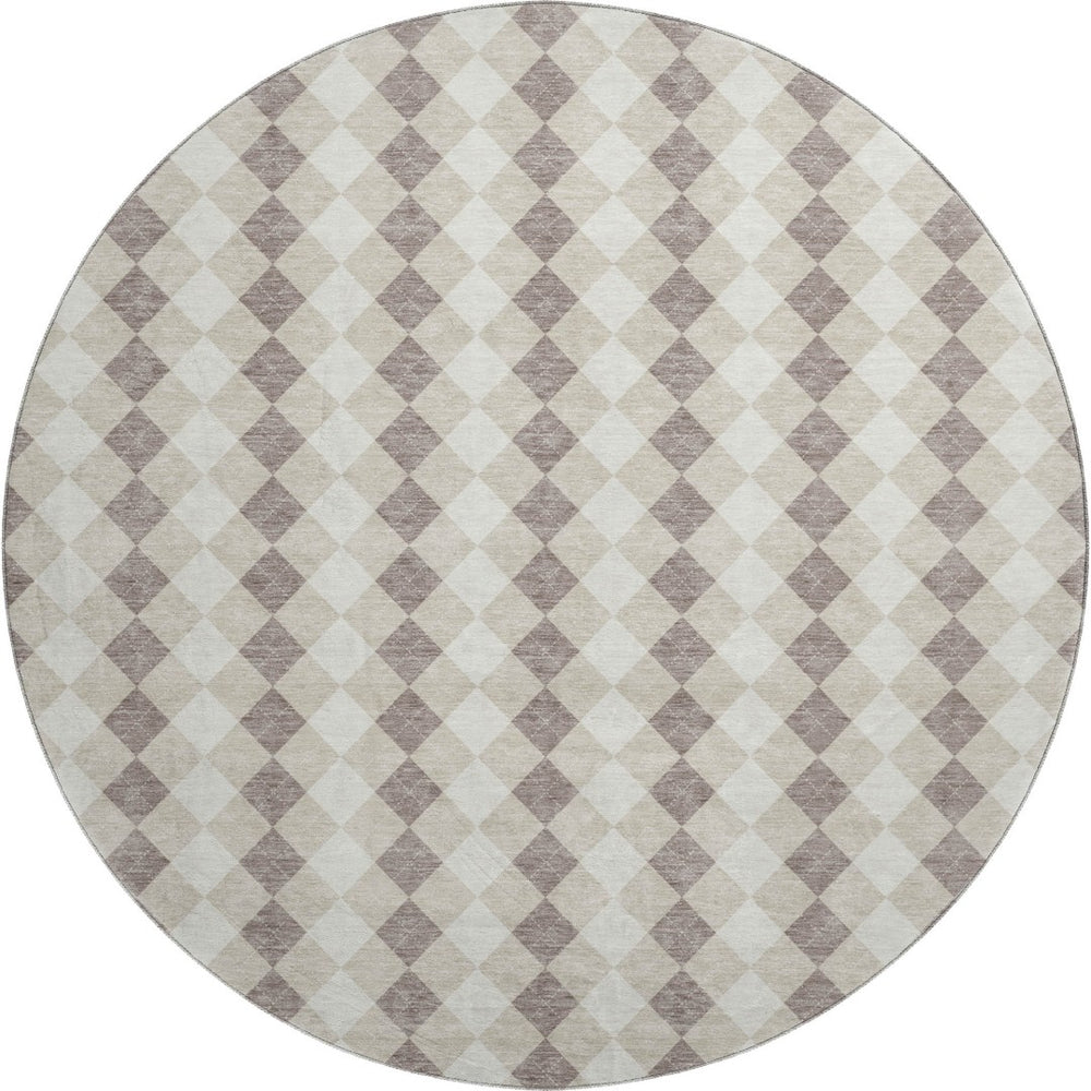 HomeRoots 8' Modern Beige Taupe and Ivory Geometric Round Rug – Washable, UV Protected, Perfect for Homes! 701680