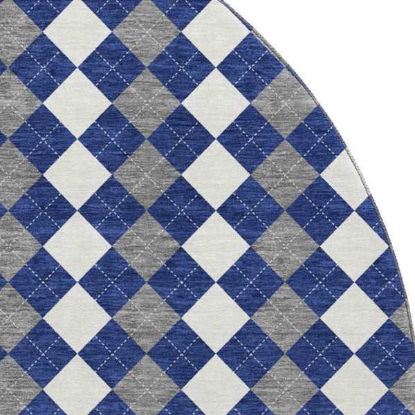 HomeRoots 8' Navy Blue, White & Gray Geometric Washable Round Rug with UV Protection - Durable & Stylish! 701692