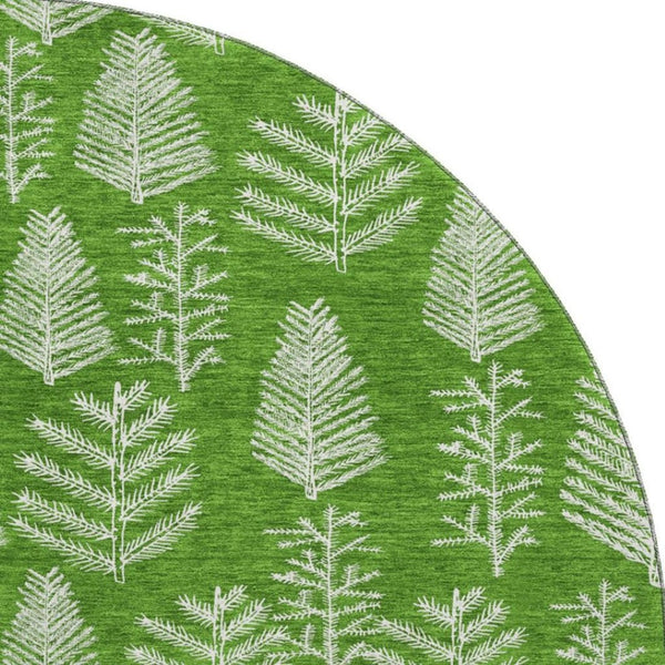 HomeRoots 8' Green And Ivory Floral Round Rug - Washable, UV-Protected, Durable Design for High-Traffic Areas 701759