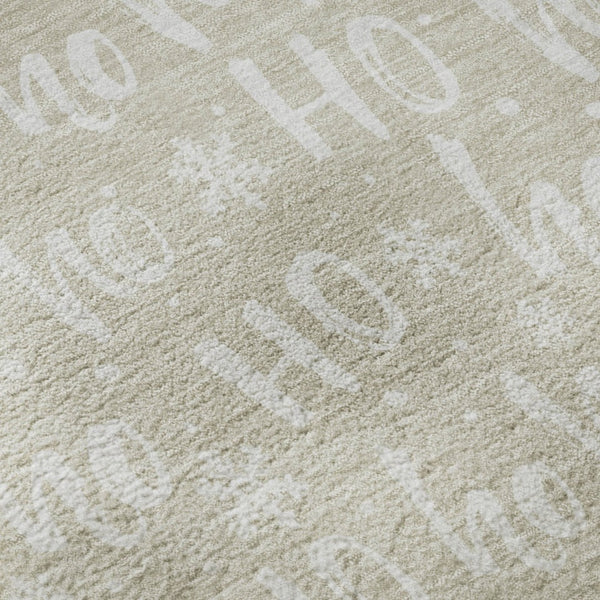 HomeRoots 8' Beige And Ivory Abstract Round Rug - Stylish, Washable, UV-Protected for Modern Living Spaces 701783