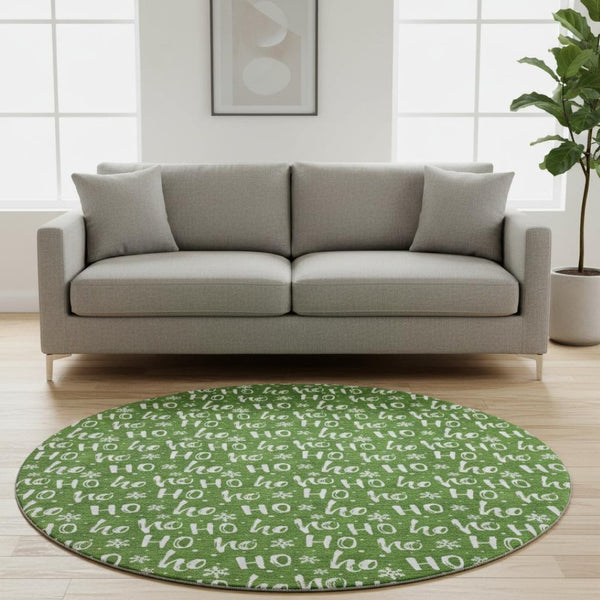 HomeRoots 8' Green And Ivory Abstract Geometric Washable Round Rug - Durable, UV-Protected & Stain-Resistant! 701795
