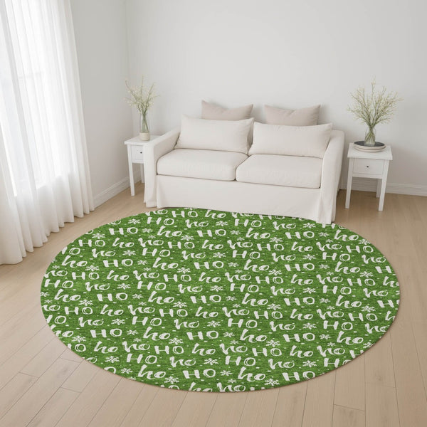 HomeRoots 8' Green And Ivory Abstract Geometric Washable Round Rug - Durable, UV-Protected & Stain-Resistant! 701795