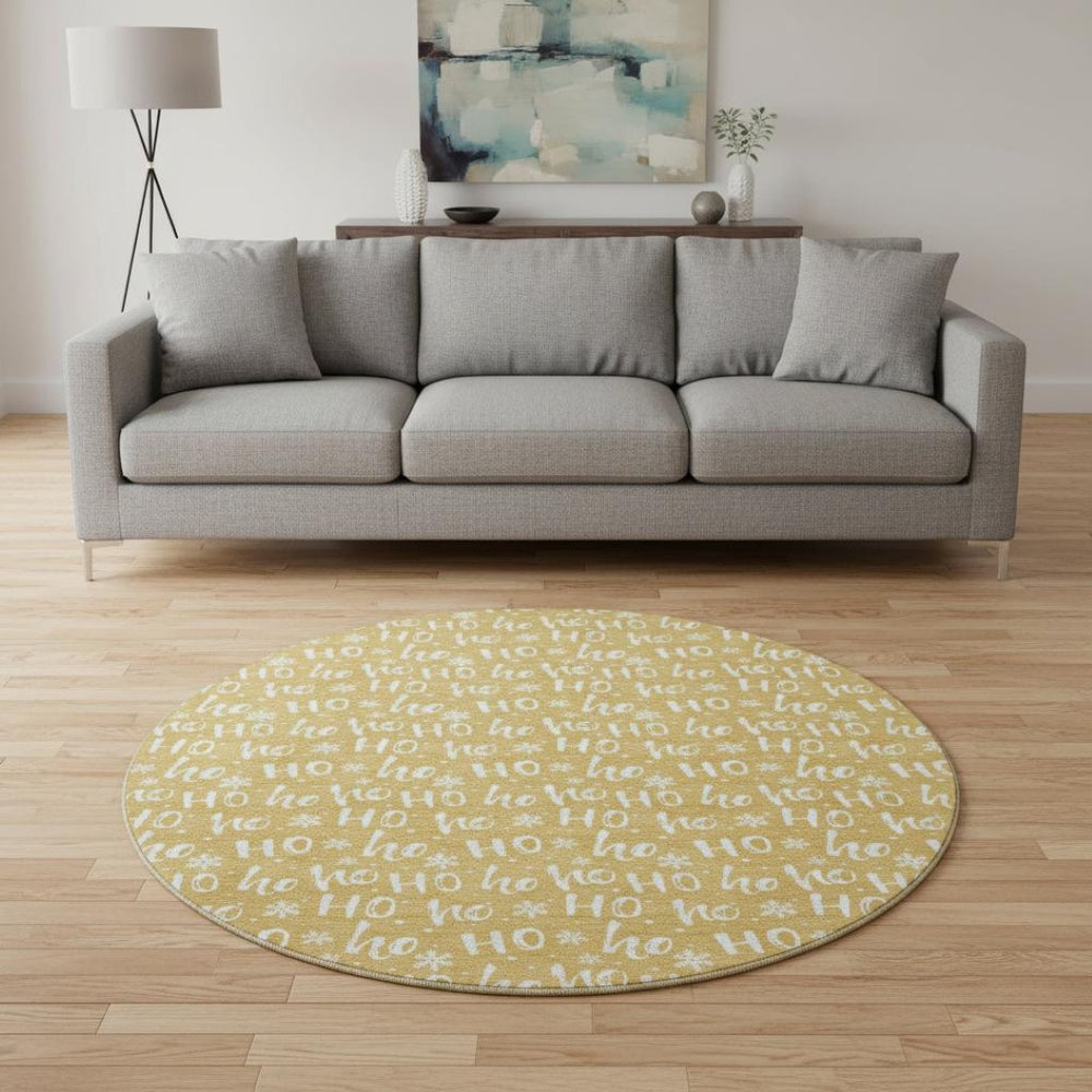 HomeRoots 8' Gold and Ivory Abstract Geometric Round Rug – Washable, UV-Protected, and Perfect for High-Traffic Areas 701801