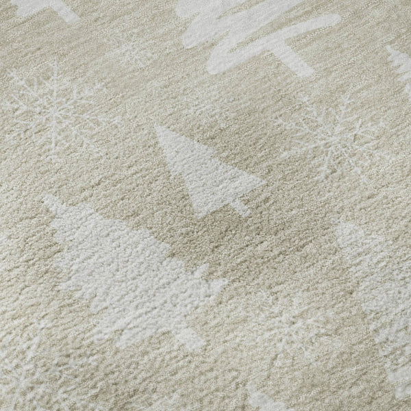 HomeRoots 8' Beige and Ivory Abstract Geometric Round Rug – Washable, Stain-Resistant, UV Protected, Durable Design 701819