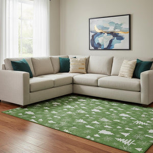 HomeRoots 8' X 10' Stylish Emerald & Ivory Abstract Geometric Area Rug – Washable, UV Protected, Non-Slip! 701826