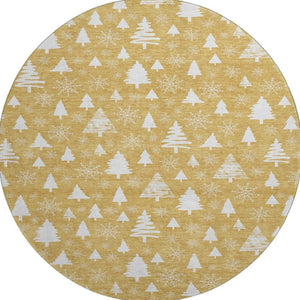 HomeRoots 8' Gold and Ivory Abstract Geometric Round Rug – Washable, UV Protected, Non-Slip for Busy Homes 701831
