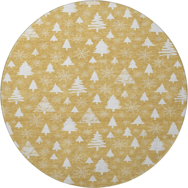 HomeRoots 8' Gold and Ivory Abstract Geometric Round Rug – Washable, UV Protected, Non-Slip for Busy Homes 701831