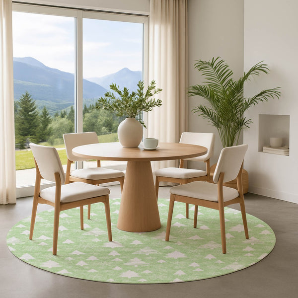 HomeRoots 8' Mint Green and Ivory Abstract Round Rug - Washable, UV Protected, Non-Slip, Stylish & Durable! 701837