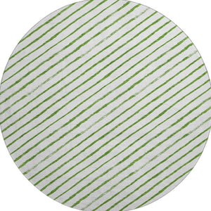 HomeRoots 8' Green And Ivory Abstract Geometric Round Rug - Washable, Stain Resistant, UV Protected & Non-Slip 701927