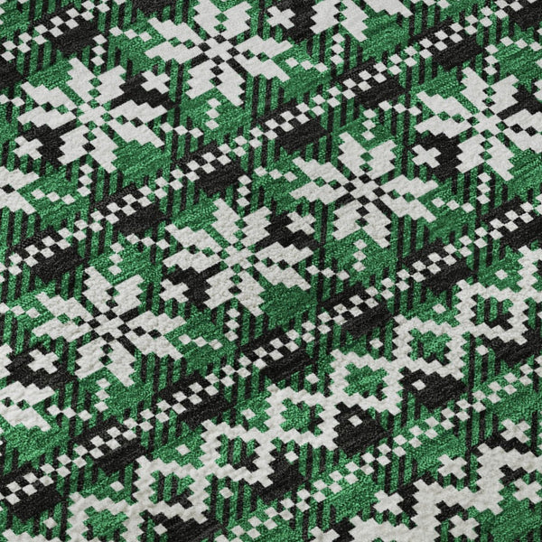 HomeRoots 8' Green Black and Ivory Abstract Geometric Washable Round Rug - Durable, UV Protected & Stylish 701969