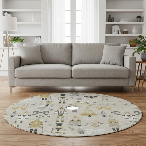 HomeRoots 8' Beige Gold and Gray Floral Round Rug - Washable, UV Protected, Stain Resistant, Ideal for Homes 702440