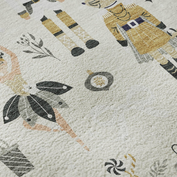 HomeRoots 8' Ivory Gold & Gray Floral Round Rug - Washable, UV Protected, Non-Slip for Homes with Kids & Pets 702452