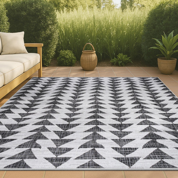 HomeRoots 8' X 10' Stylish Ivory and Black Geometric Rug - Durable Indoor Outdoor Decor for Any Space! 702567