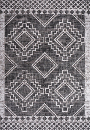 HomeRoots 5' Timeless Black and Ivory Moroccan Indoor/Outdoor Area Rug - Durable, Easy Care, Versatile Design 702574