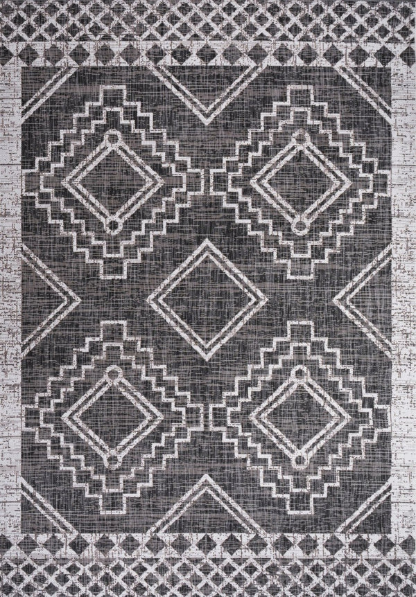 HomeRoots 5' Timeless Black and Ivory Moroccan Indoor/Outdoor Area Rug - Durable, Easy Care, Versatile Design 702574