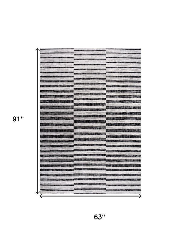 HomeRoots 5' Stylish Ivory and Black Striped Area Rug - Durable Indoor/Outdoor Design for All Spaces 702608