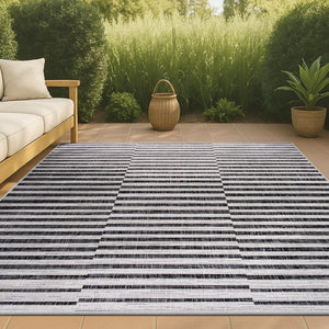 HomeRoots 5' Stylish Ivory and Black Striped Area Rug - Durable Indoor/Outdoor Design for All Spaces 702608