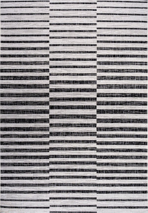 HomeRoots 5' Stylish Ivory and Black Striped Area Rug - Durable Indoor/Outdoor Design for All Spaces 702608