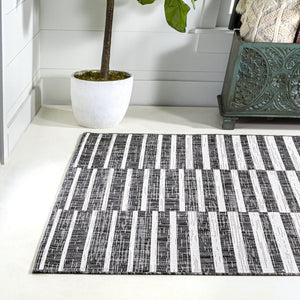 HomeRoots 5' Striped Indoor Outdoor Area Rug – Black & Ivory, Durable, Weather-Resistant, Versatile Design! 702614