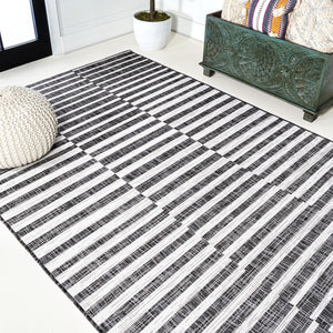 HomeRoots 5' Striped Indoor Outdoor Area Rug – Black & Ivory, Durable, Weather-Resistant, Versatile Design! 702614