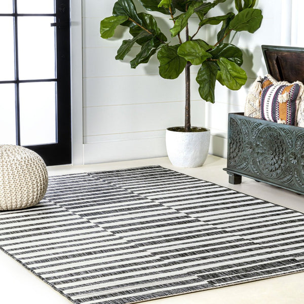 HomeRoots 5' Striped Indoor Outdoor Area Rug – Black & Ivory, Durable, Weather-Resistant, Versatile Design! 702614