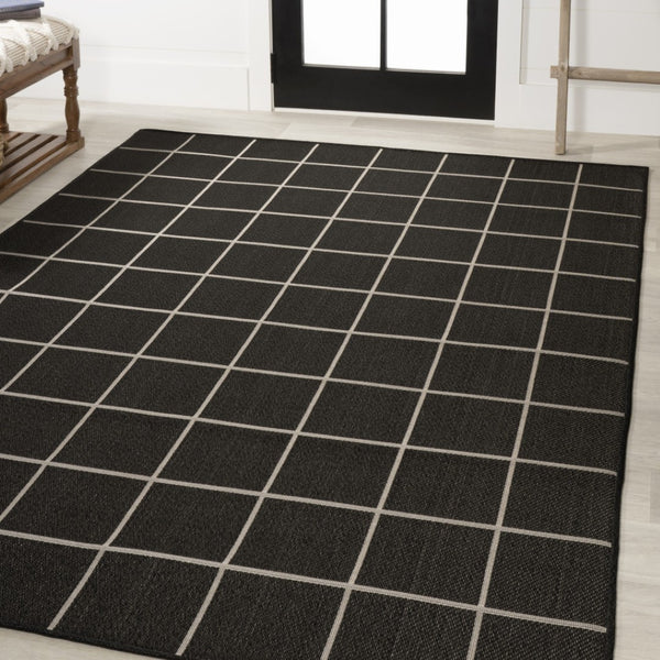 HomeRoots 5' Dark Gray and Cream Plaid Area Rug - Versatile Indoor/Outdoor Design, Easy-Care, Durable, Stylish! 702634